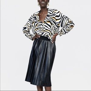 SOLD** BNWT Zara faux leather pleated midi skirt Size S